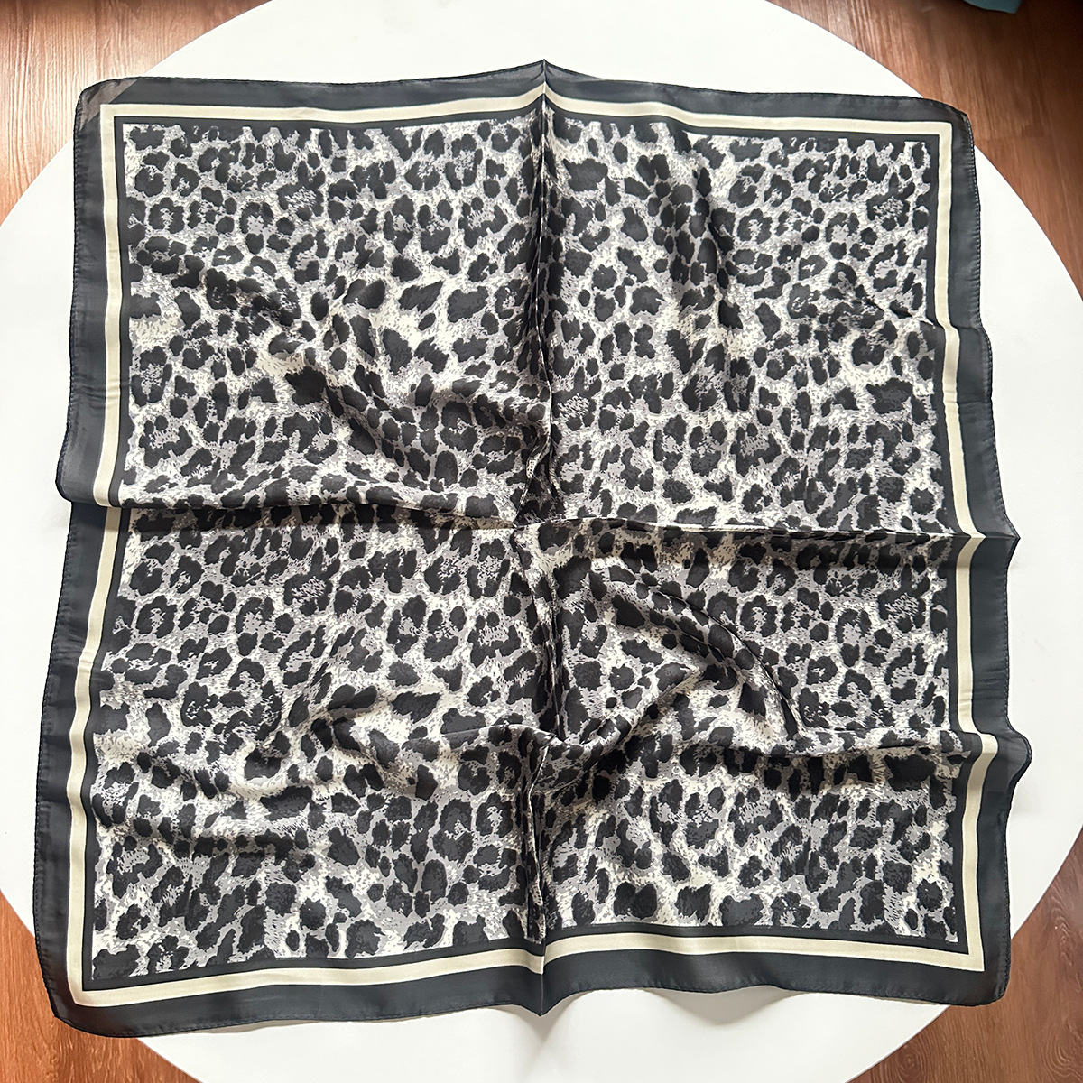 Trendy Leopard Print Square Scarf Bandana Hair Accessory