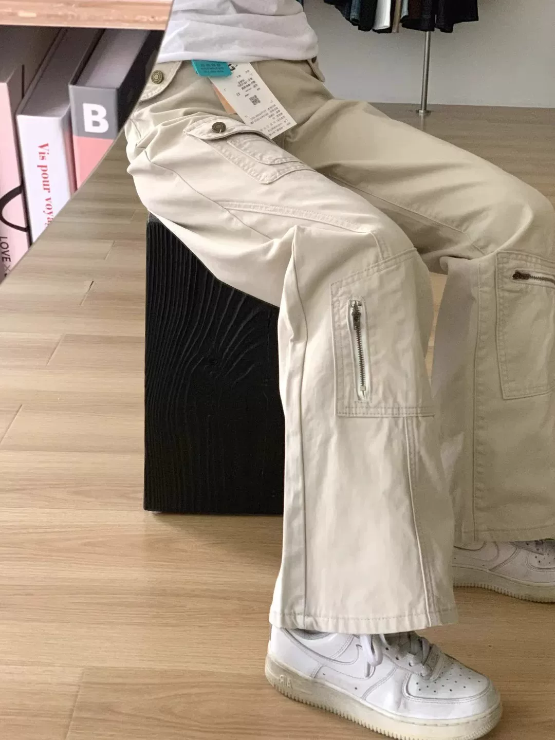 Women's Multi-Pocket Utility Cargo Jeans — High-Waist Straight Leg