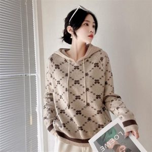 Women's Hoodie — bear print, cozy knit, relaxed fit - image 1