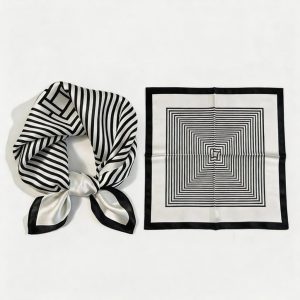 Elegant Satin Silk Scarf – 70cm Paisley Print Square