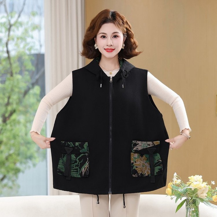 Fleece Vest for Women — Black, Floral Pocket, Front Zipper - image 2